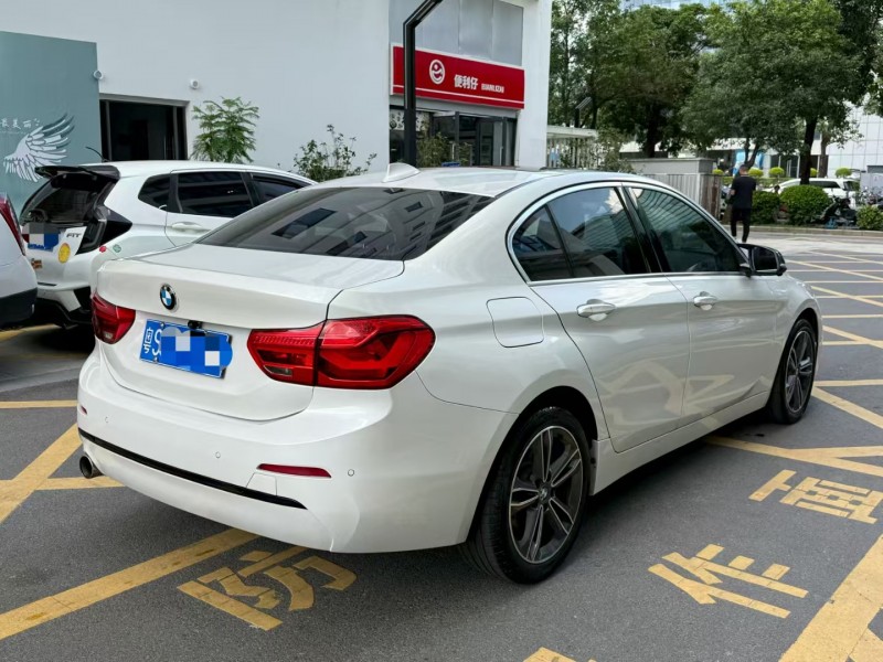 深圳18年宝马1系9