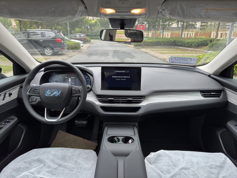 盐城25年红旗E-QM58