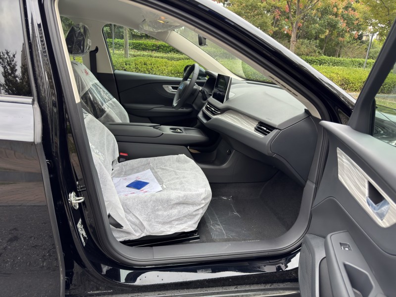 盐城25年红旗E-QM59