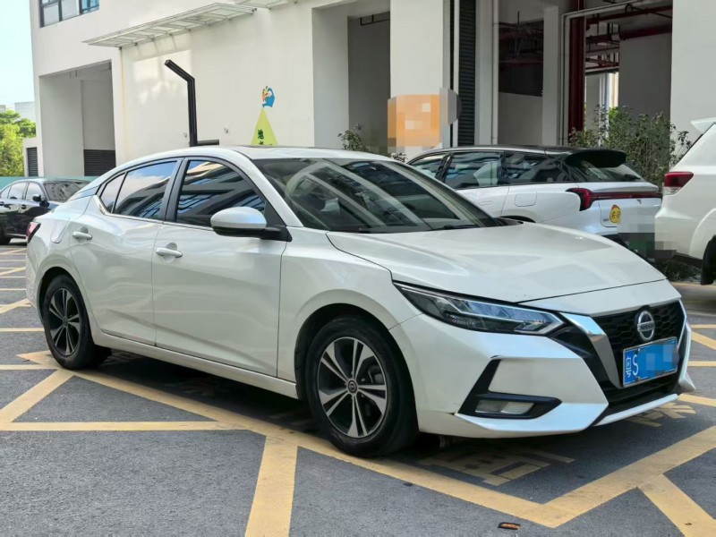 深圳21年日产轩逸3