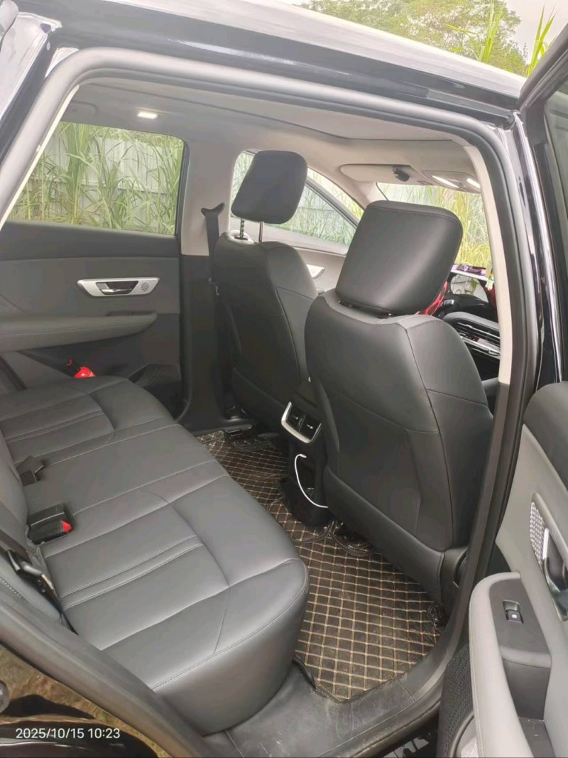 南宁25年东风风神5