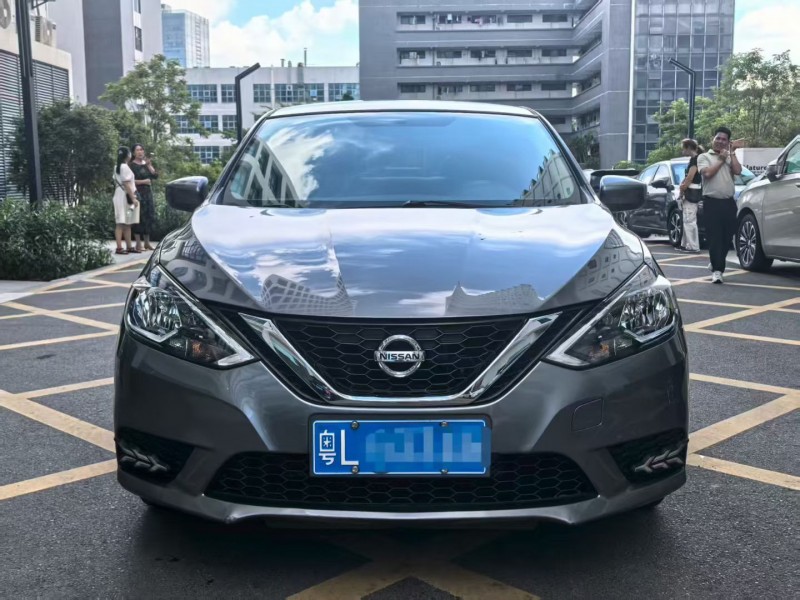 深圳20年日产轩逸1