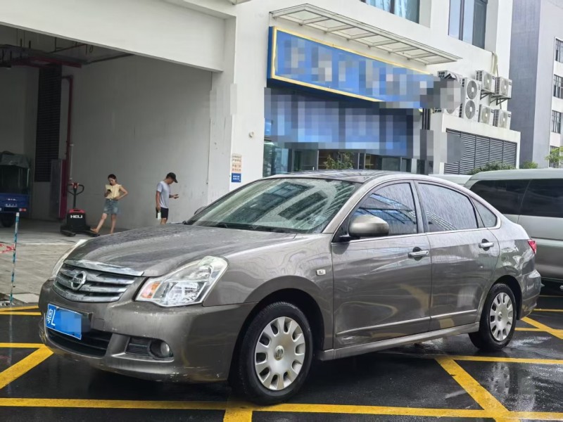 深圳16年日产轩逸2