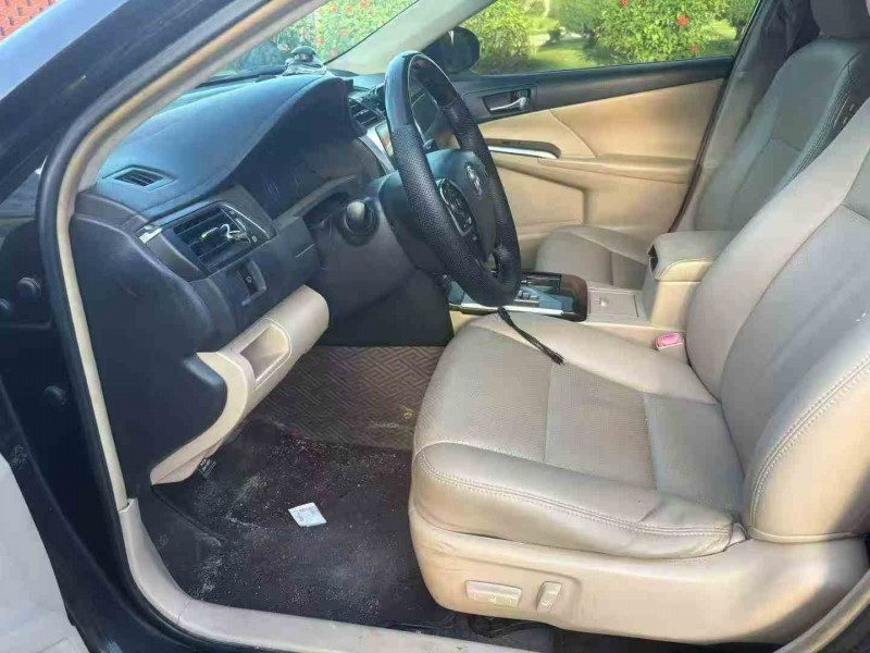 湛江13年丰田凯美瑞5