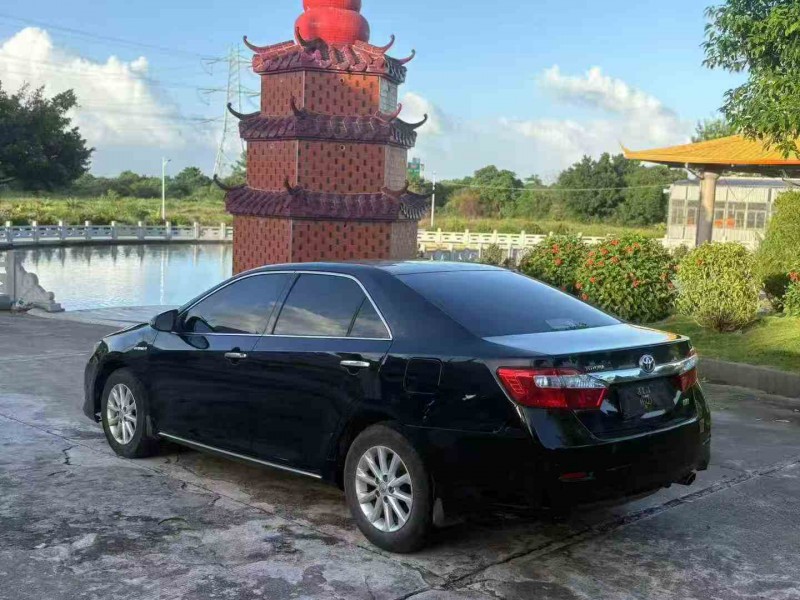 湛江13年丰田凯美瑞7