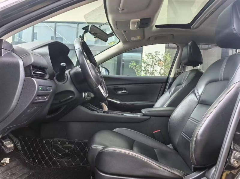 深圳20年日产轩逸8