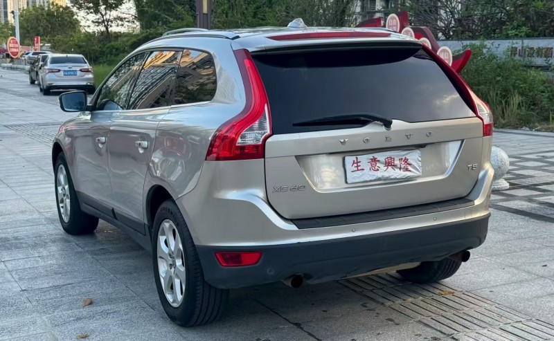 广州13年沃尔沃XC607