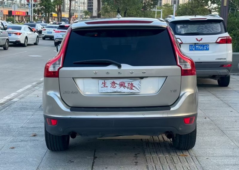 广州13年沃尔沃XC609