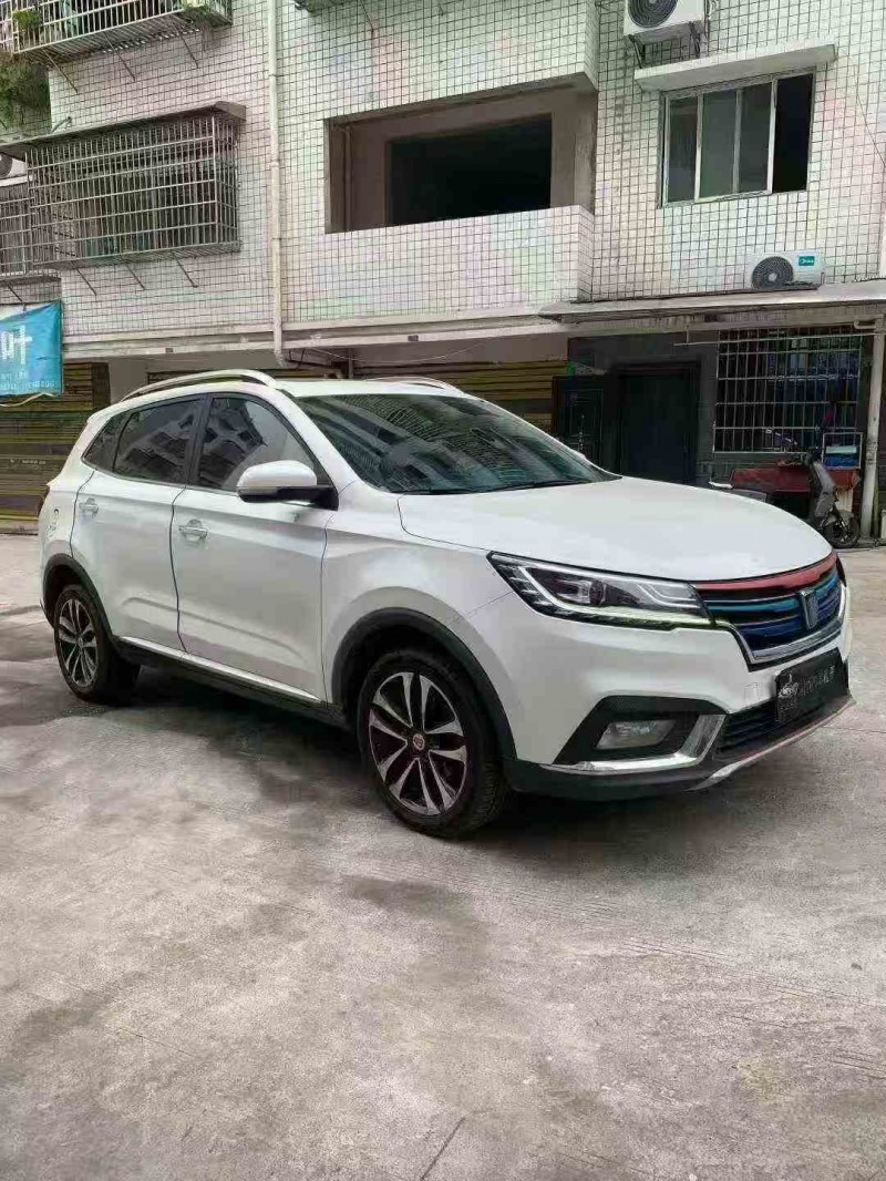 岳阳18年荣威RX33