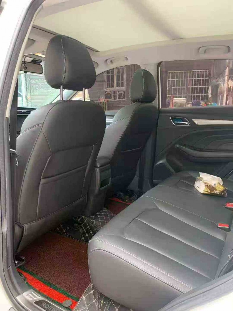 岳阳18年荣威RX36