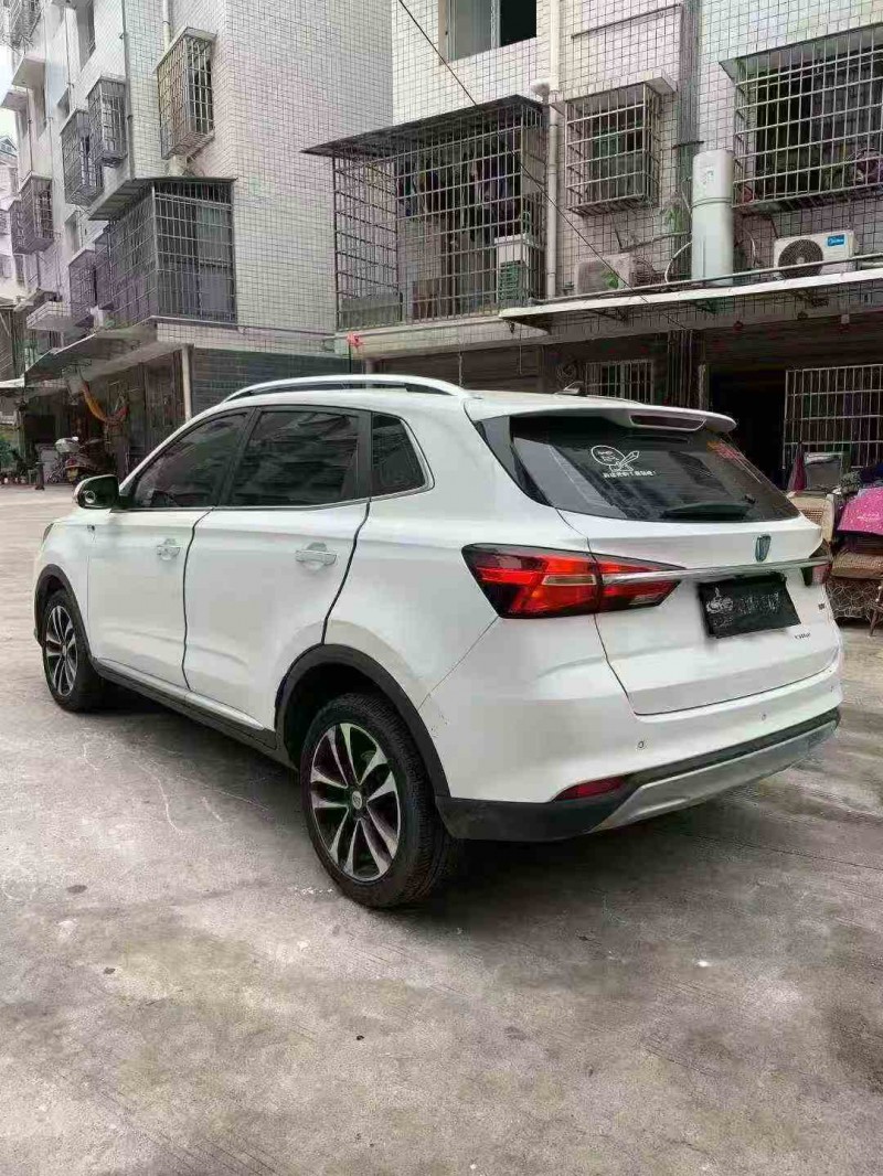 岳阳18年荣威RX38