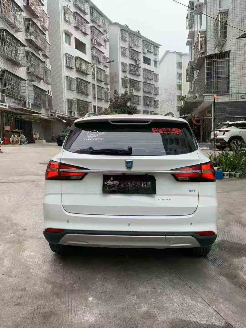 岳阳18年荣威RX39