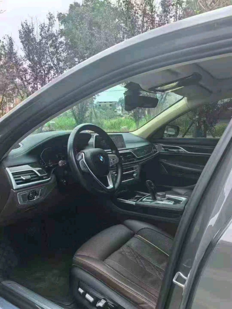 湘潭21年宝马7系4