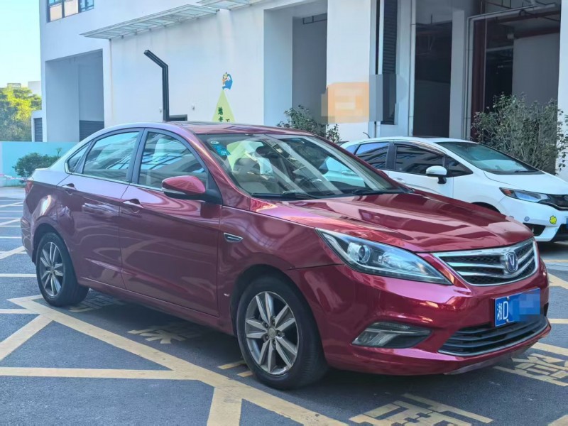 深圳17年长安汽车逸动5