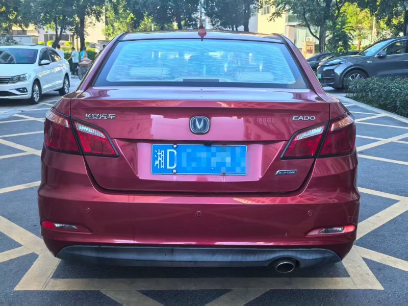 深圳17年长安汽车逸动6