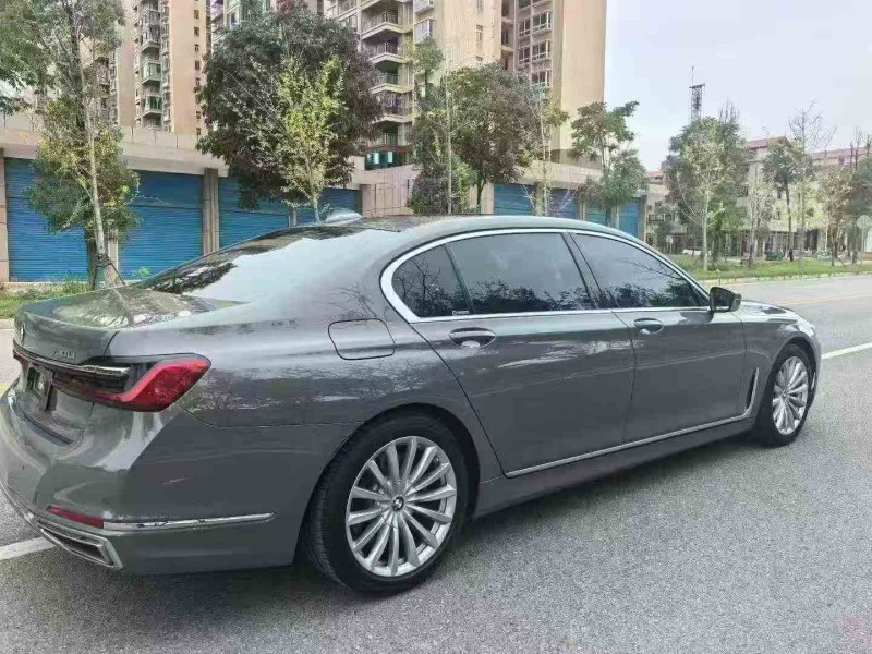 湘潭21年宝马7系9