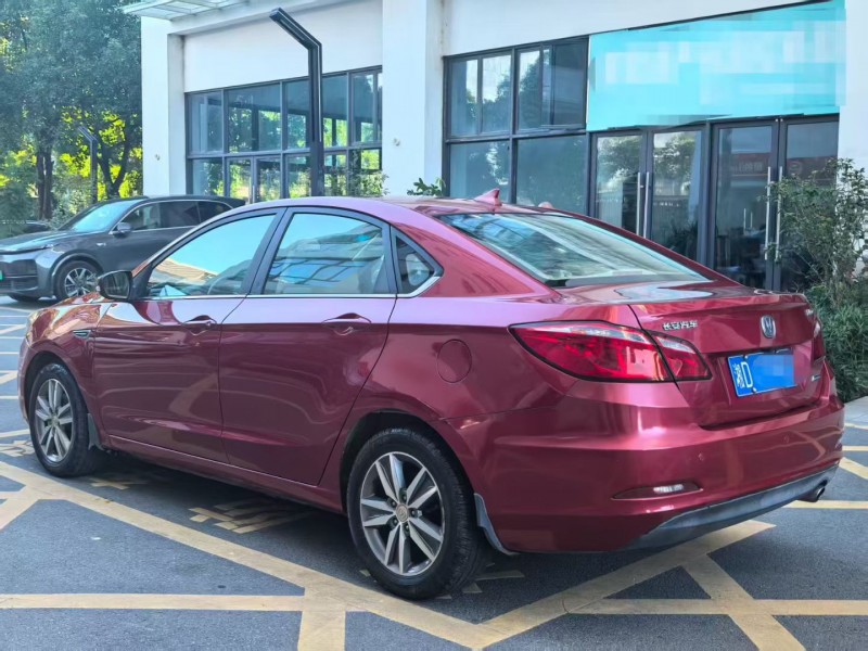 深圳17年长安汽车逸动9