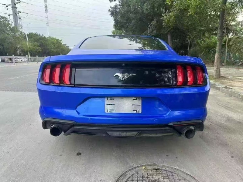 济南19年福特野马5