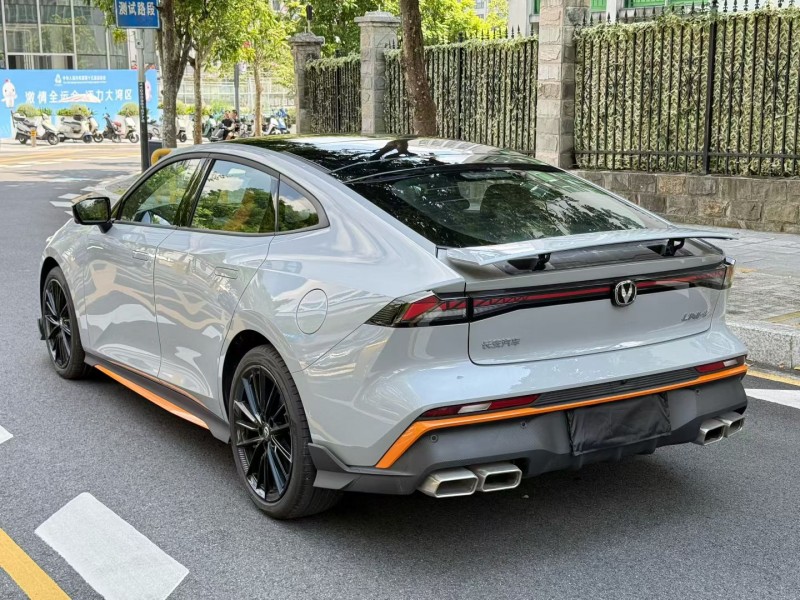 深圳24年长安汽车UNI6