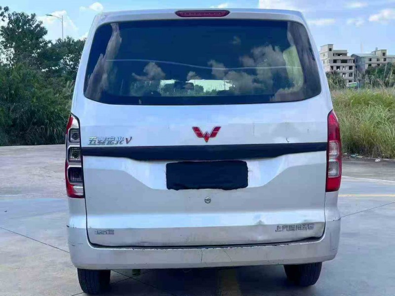 邵阳21年五菱汽车宏光8