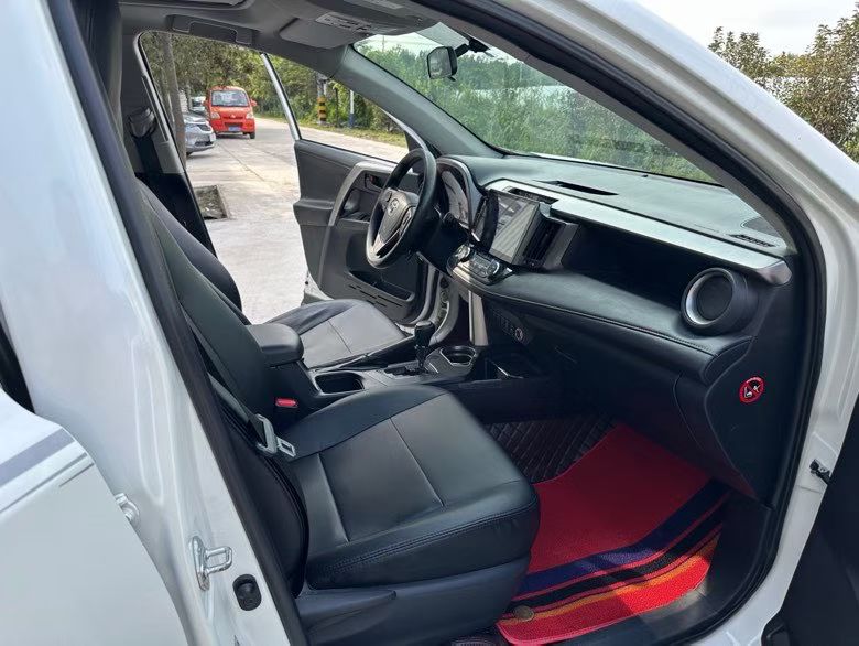 徐州17年丰田RAV4荣放7