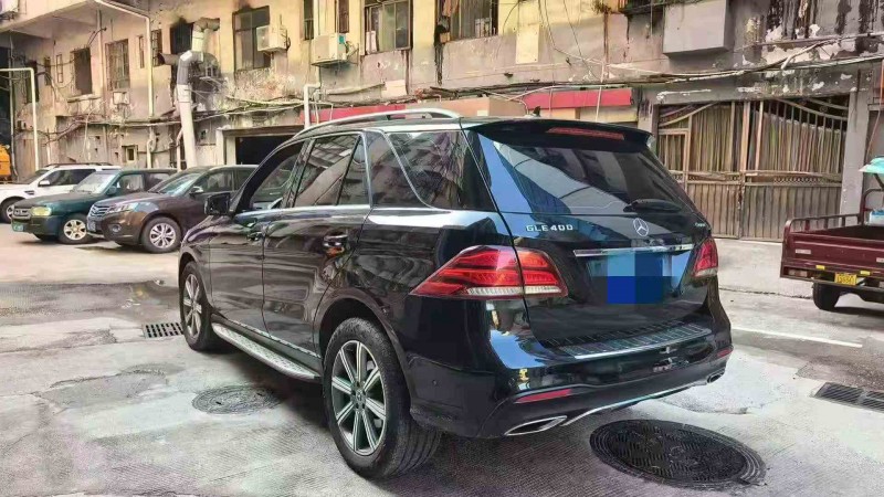 张家界17年奔驰GLE8