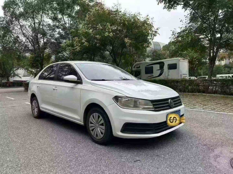 岳阳18年大众桑塔纳2