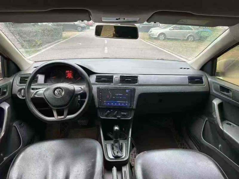 岳阳18年大众桑塔纳4