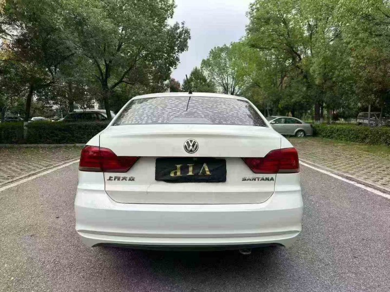 岳阳18年大众桑塔纳9