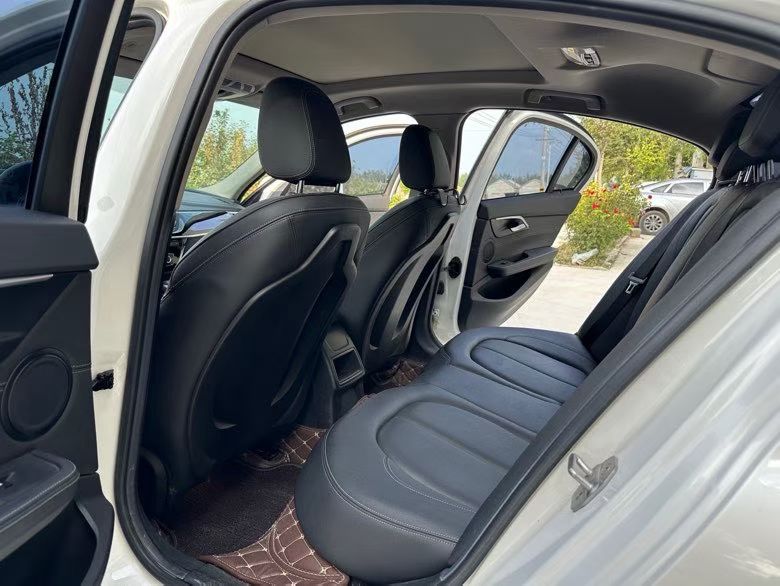 徐州19年宝马1系5