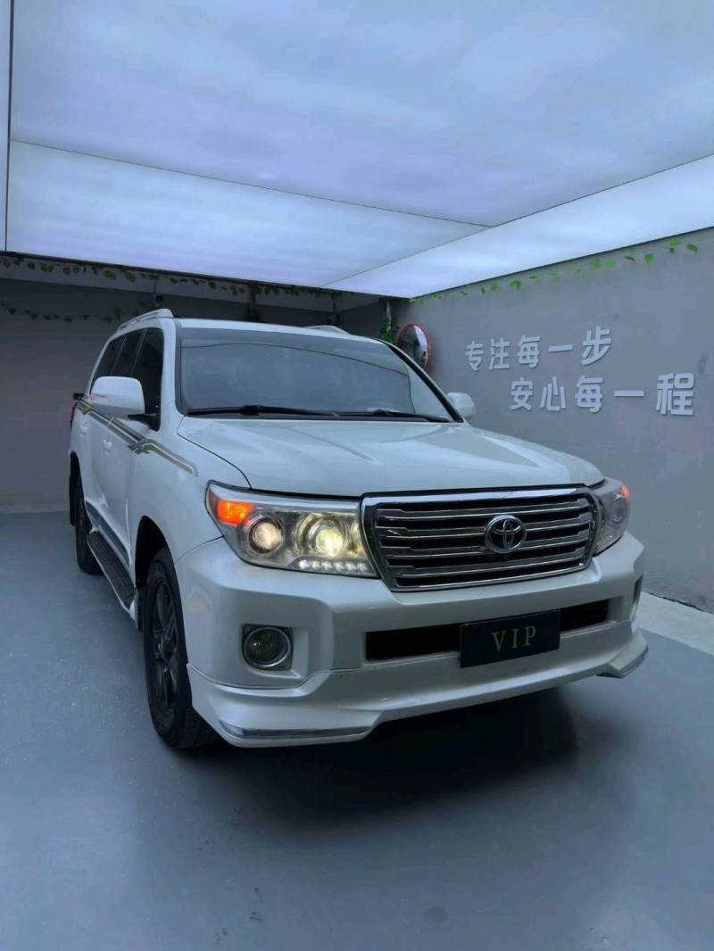 广州15年丰田兰德酷路泽5