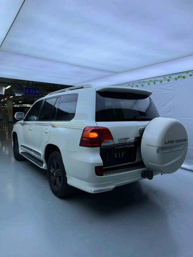 广州15年丰田兰德酷路泽6