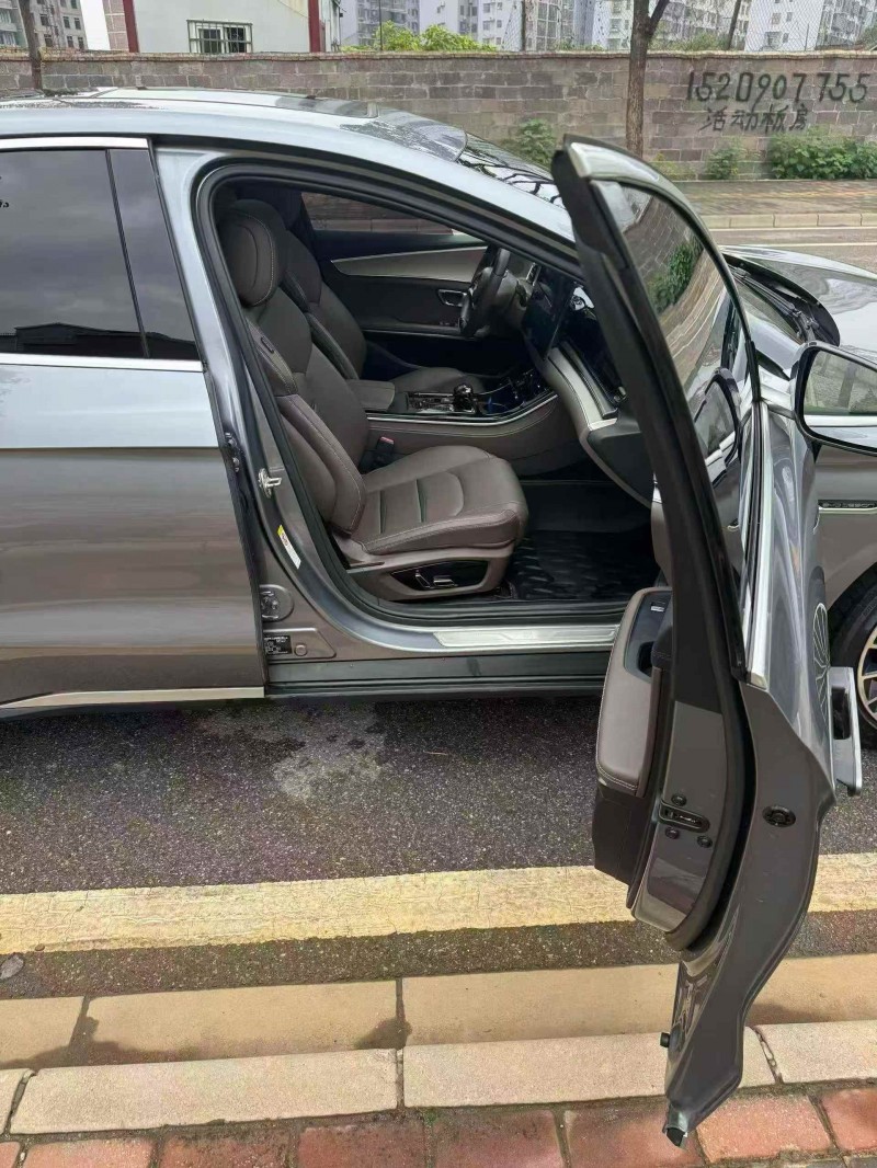 常德22年比亚迪汉7