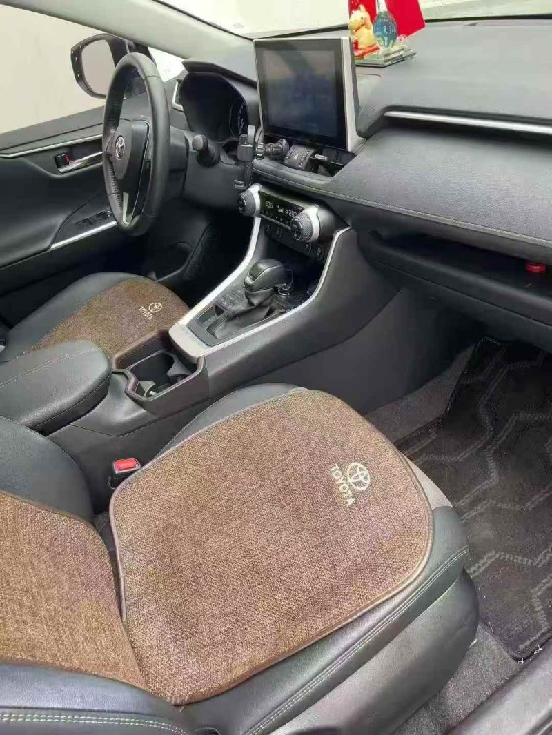 盐城23年丰田RAV4荣放7