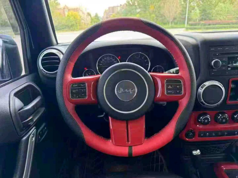 沈阳17年Jeep牧马人5