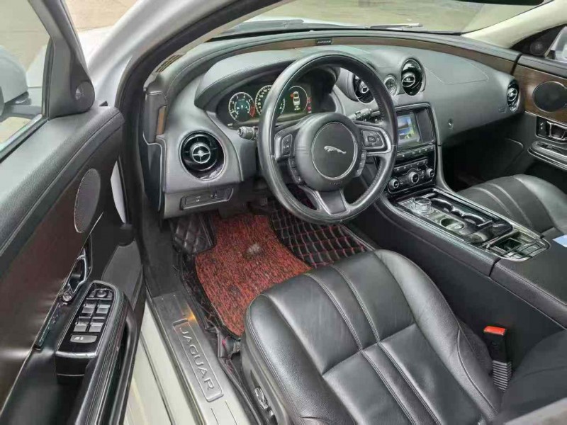 保定16年捷豹XJL5