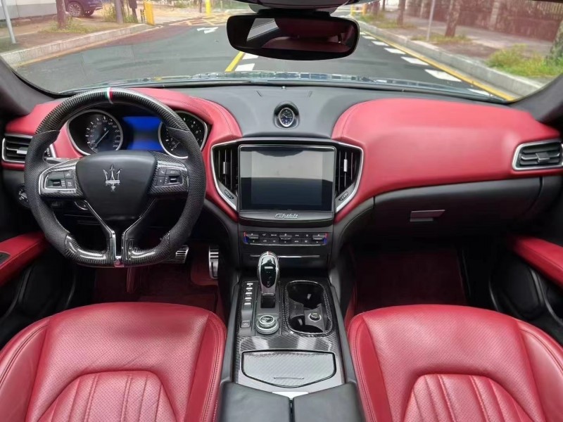 深圳18年玛莎拉蒂Ghibli3