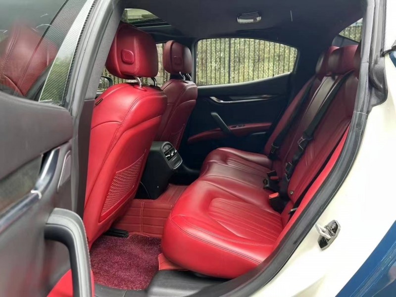 深圳18年玛莎拉蒂Ghibli8