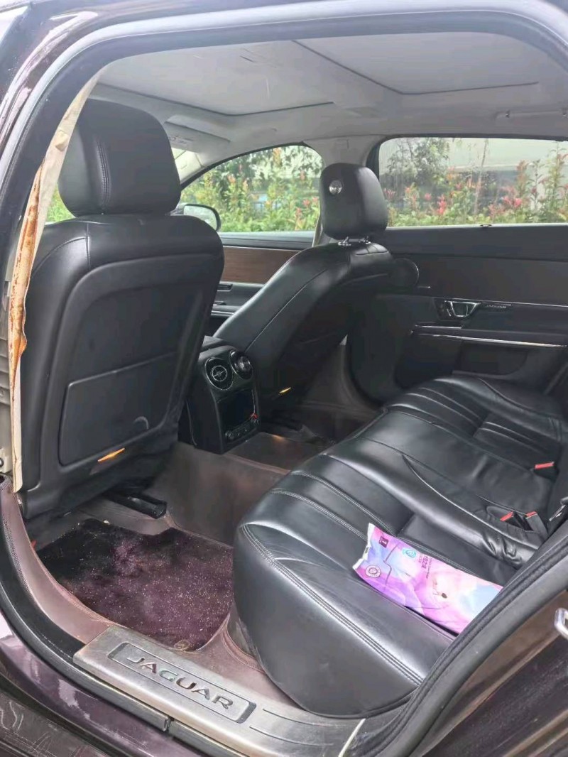 武汉16年捷豹XJL4