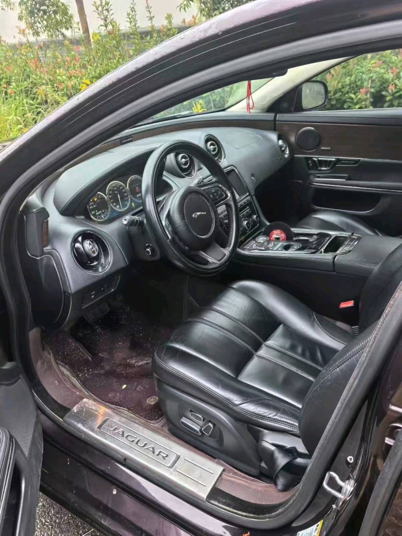 武汉16年捷豹XJL6