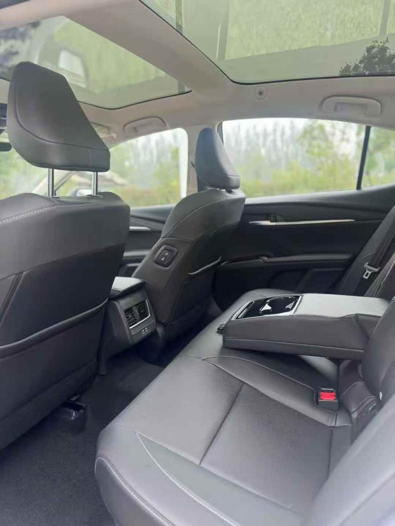 潍坊25年丰田凯美瑞6