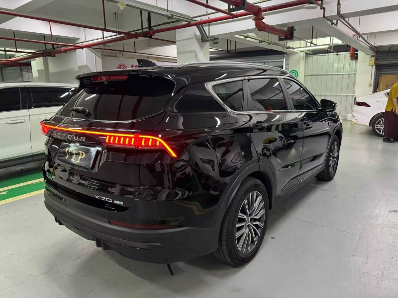 成都25年奇瑞捷途7