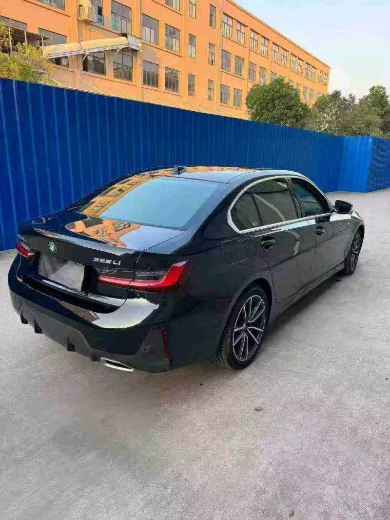 绍兴24年宝马3系4