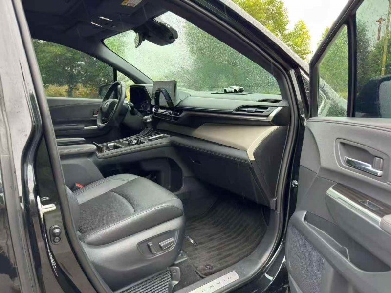 苏州23年丰田格瑞维亚7