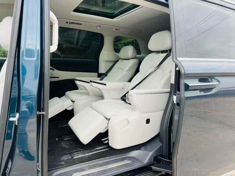 烟台25年岚图汽车梦想家6