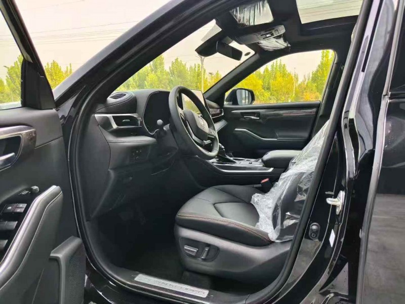 韶关25年丰田锐放4