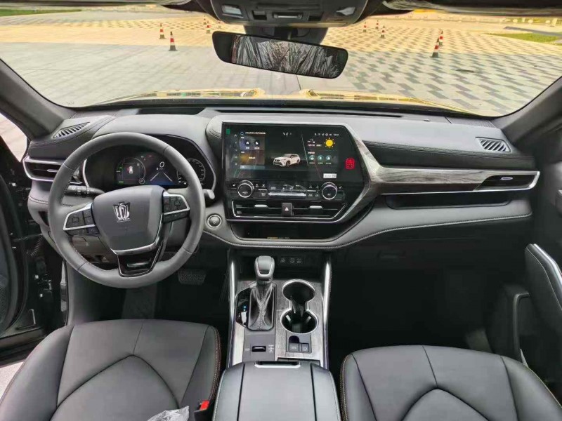 韶关25年丰田锐放5