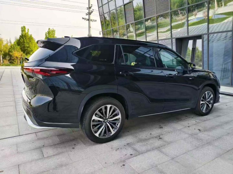 韶关25年丰田锐放8