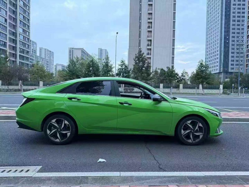 淮安23年现代伊兰特3