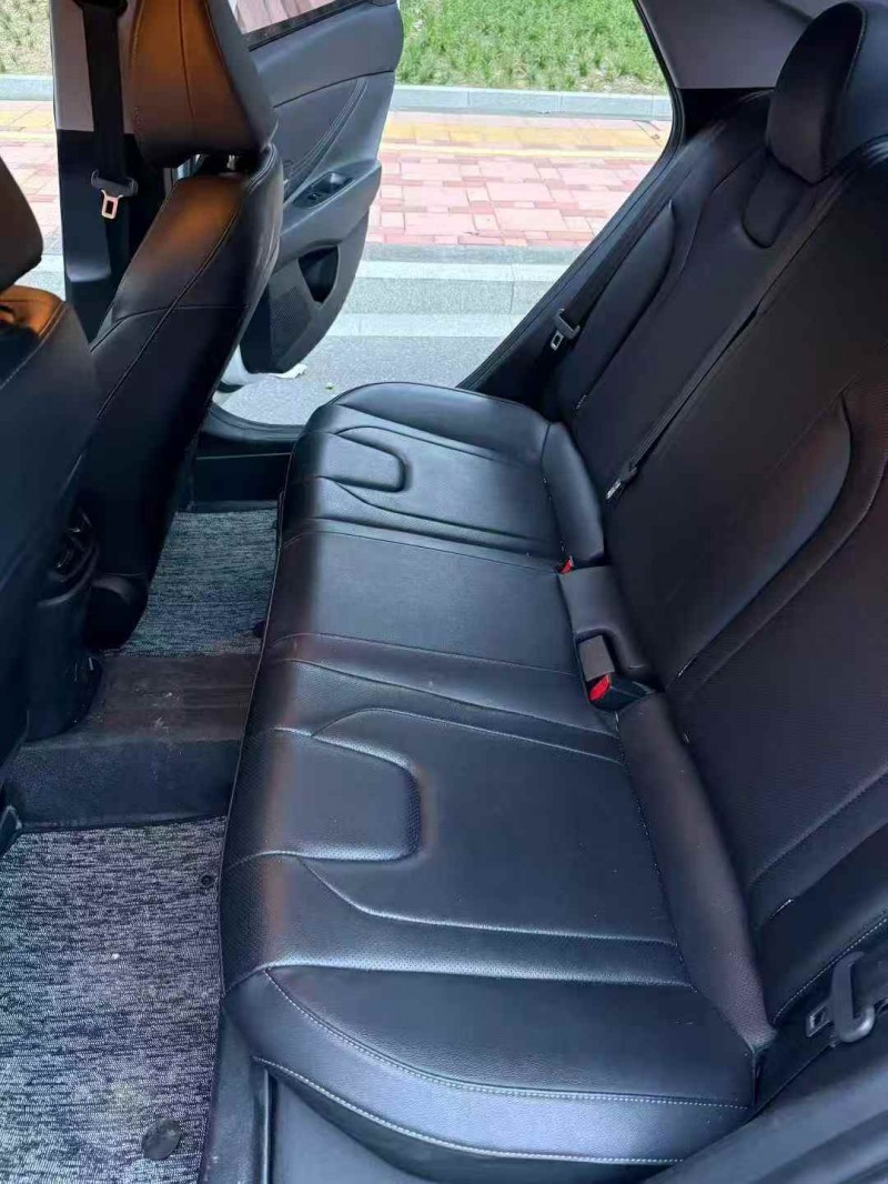 淮安23年现代伊兰特5